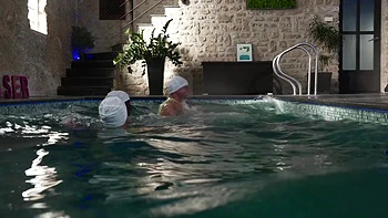 Anna and the businessmen, a great story of love... or money. - Jacquie et Michel TV