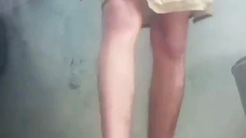 Desi Girl Gudi Put Her Finger In The Pussy And Tore Her Pussy Hindi Audio