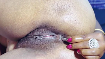 Desi Horny Aunty Take Butt Plug