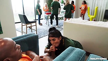 Seduces Mazee And Gets To Ride His Bbc With Her Fat Ass With Jasmine Sherni