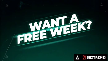 21 SEXTREME - Lulu Love s Secret Granny Affair As Violett Eats Her Pussy