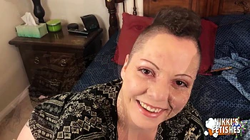 NIKKISFETISHES - Nikki Sequoia Fart In The Middle Of Play