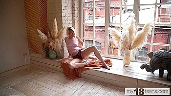 Cute Golden-haired Hotty With A Large Natural Bazookas Bangs Her Cunt