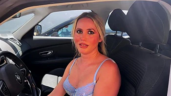 Clara, 38, seeks pleasure above all ... - Jacquie et Michel TV