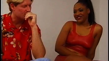 Young ebony tramp sucks and fucks white cock