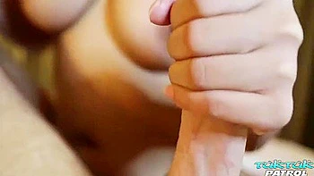 Hairy Pussy Thai Babe Filled Up With Creampie Cum