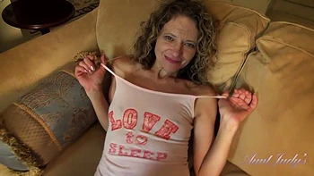 Petite Mature MILF Tia Breaks Out the Vibrator And Fucks Herself Hard For You