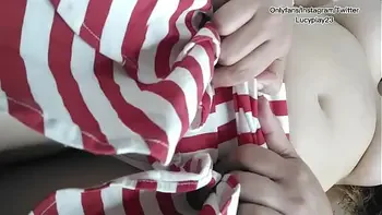 caliente en vestido corto muestra su rico cuerpo terminando en orgasmo