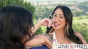 Feet Slave, Penelope Woods And Giselle Amore - Latinas Feet Ventures