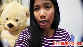 10 Weeks Pregnant Thai Teen 18+ Gives Blowjob