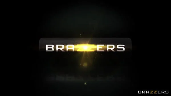 Pulled Into A Workout / Brazzers  / download full from http://zzfull.com/int