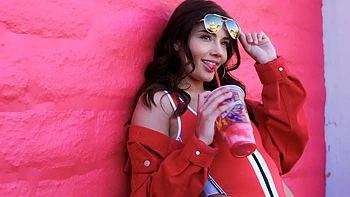 TUSHYRAW Anal obsessed Besties Dolly Dyson And Britney Dutch Share A Hard Cock: Porn