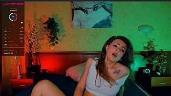 She look like s.Gomez: Big Tits, Amateur  Babe Porn