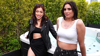 Swame Studio - Kyara, a very evil playmate... - Jacquie et Michel TV