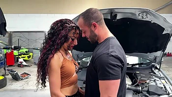 Pandora, 28 years old, adopted by Marseille! - Jacquie et Michel TV