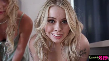 Katie Kush  Skyler Storm Offer Up Their Thanksgiving Pies to Get Smashed: Porn