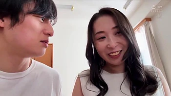 Pov Ntr: The Person In The Pov Video Sent To Me By Mistake Was My Stepmother. Saki Aikawa