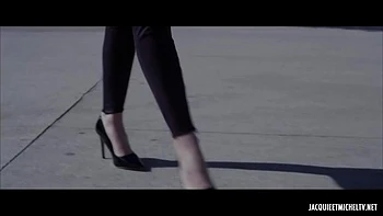 Lexi offers her ass without problem! - Jacquie et Michel TV