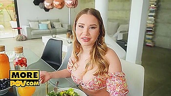 Amalia Davis Gives U Her Booty And Her Vagina To Pump