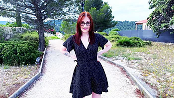 Lavyana, 29, is titillated by her new anal challenge! - Jacquie et Michel TV