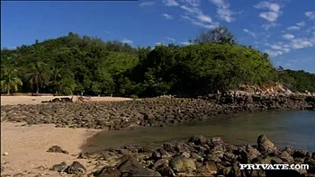 Jamie Brooks Gets Way More than Sand in Her Vagina on the Beach - Private Porn Sex Videos