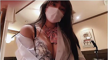 [very Rare]super Cute Big-breasted 18-year-old In School Uniform Climaxes Repeatedly!!