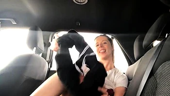 Naughty Solo Female Masturbates in Uber Backseat