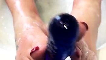 Close up foot fetish on cam