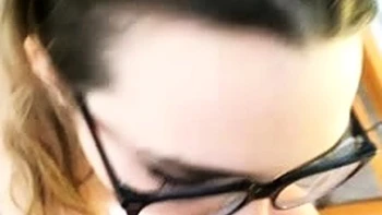 amateur blowjob cumshot finish in her mouth