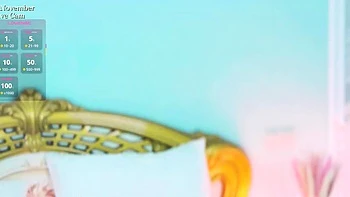 amateur blonde solo webcam