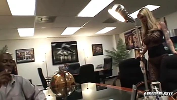 Uplifting & Fucking Blonde Bbc Cums On Her! With Brooke Banner, Lexington Steele And Steele Lex