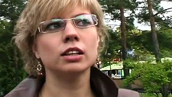 Amateur dick sucker on catamaran