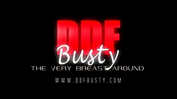 Gorgeous body boiling the water