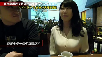 0010635_乳寄せ正常位 ずらしハメ 膣内射精などが含まれている