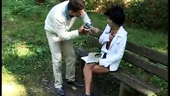 Baise sur un banc Fucking on the bench: Blowjob, Doggy  Cowgirl Porn