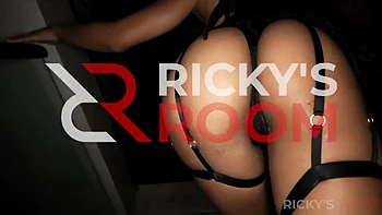 Best pie in town: Blowjob, Doggy  Cowgirl Porn