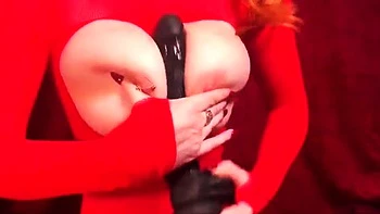 Dark skinned MILF uses sex toys to masturbate her clit