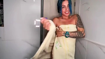 Dont Look Through The Bathroom Door Me In The Shower