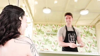 Mariana Martix and Lucy Mendez are enjoying outdoor hard fuck