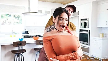 Morning fuck in the bathroom with a big-boobed girlfriend Reyna Belle