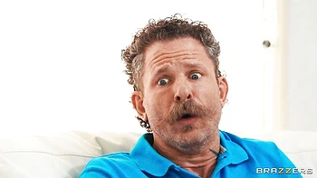 Busty brunette Gal Ritchie penetrated by pretty huge sausage