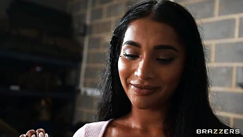 Delightful Yasmina Khan at straight hair movie