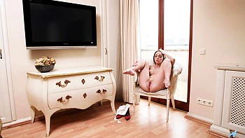 Hot Blonde Babe Solo Masturbation