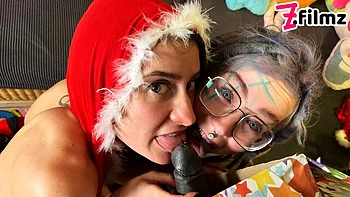 Inked fuck dolls Anuskatzz and Miss Flora love hardcore anal fuck