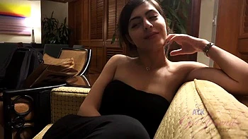 Audrey hawaii: Blowjob, Doggy  Amateur Porn