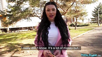 Watch sexy Nala's action