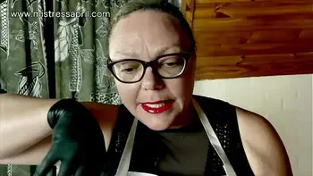 Dominatrix Mistress April - Rose Garden