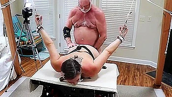 Cutesy Paisley At Bdsm Threesome Xxx