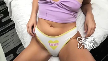 Cute Teen 18+ Amateur With Tan Lines Makes Her First Amateur Porn