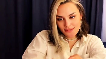 Step mom's milf hj - my first time masturbating off to porn!